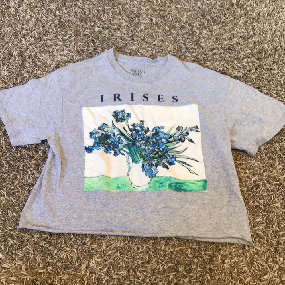 Crop graphic tee